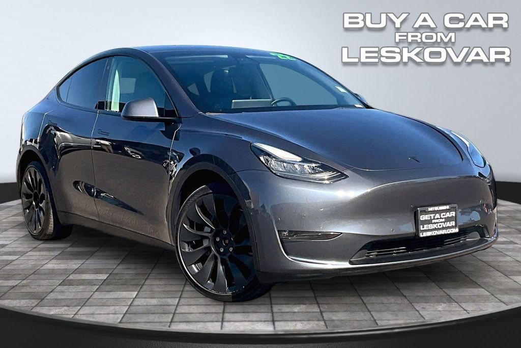 2022 Tesla Model Y Long Range Dual Motor All-Wheel Drive's photo