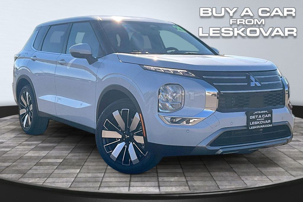 2026 Mitsubishi Outlander