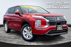 2025 Mitsubishi Outlander ES SUV