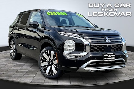 2025 Mitsubishi Outlander SE SUV