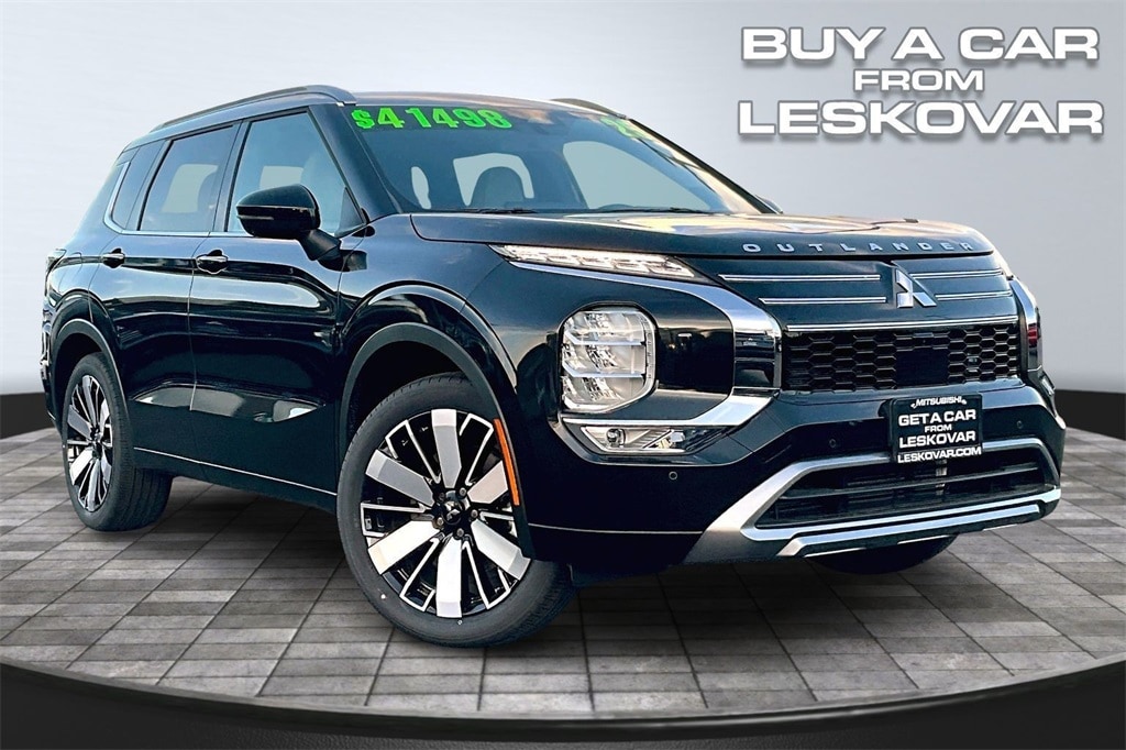 2025 Mitsubishi Outlander SEL Platinum Edition's photo