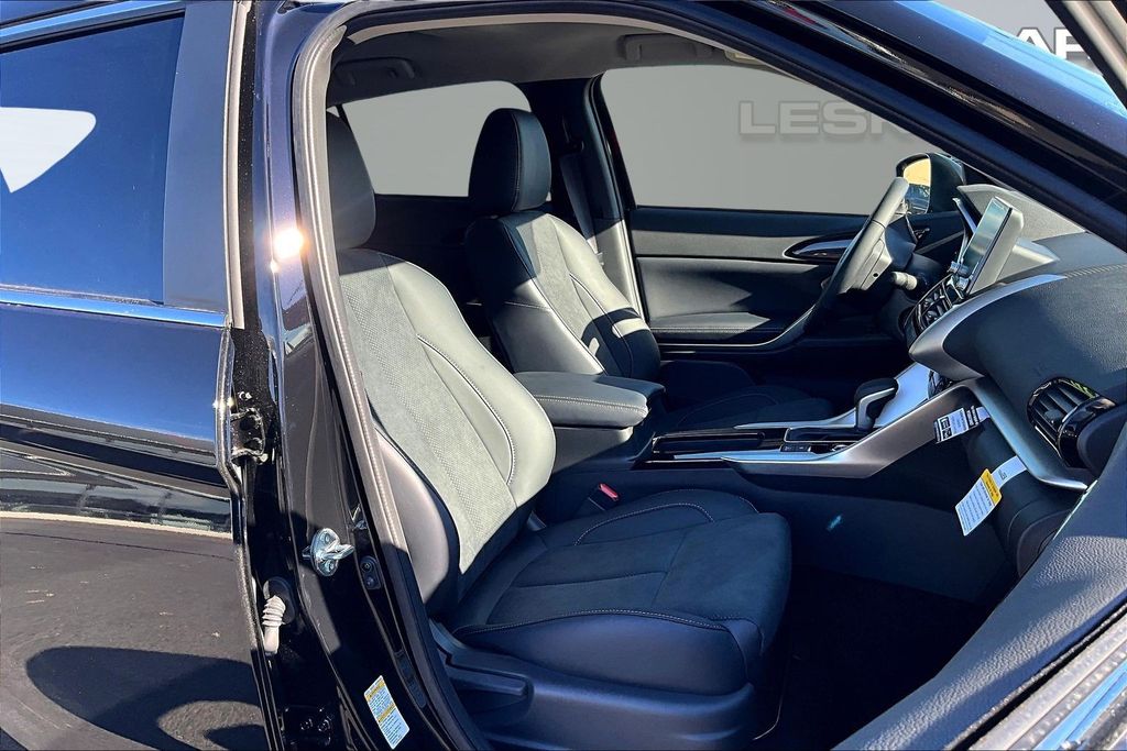 2026 Mitsubishi Eclipse Cross SE - Photo 8