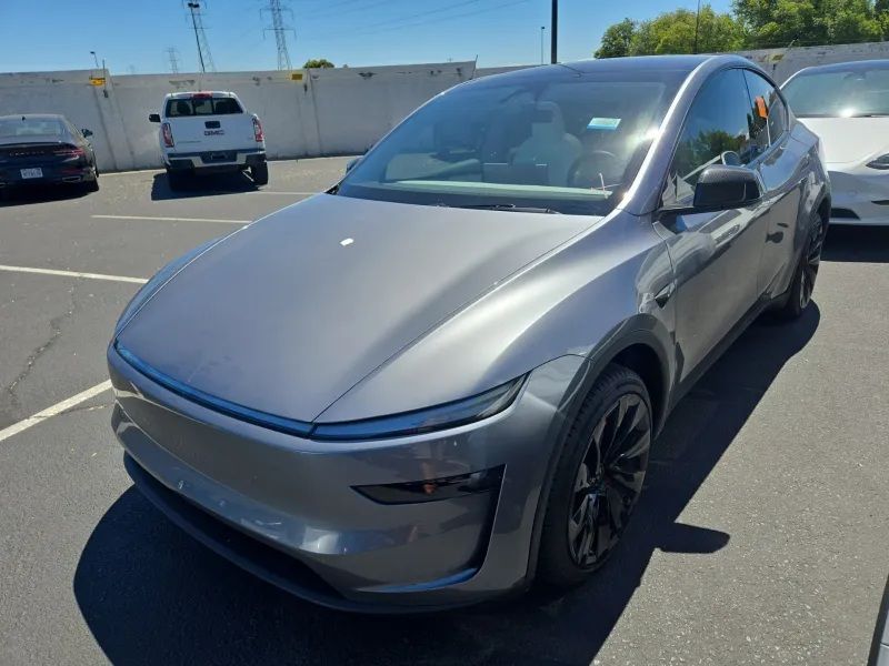 2026 Tesla Model Y Premium All-Wheel Drive's photo