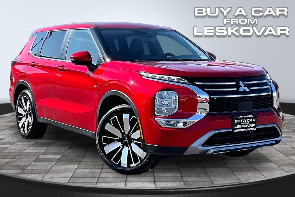 2025 Mitsubishi Outlander SE S-AWC's photo