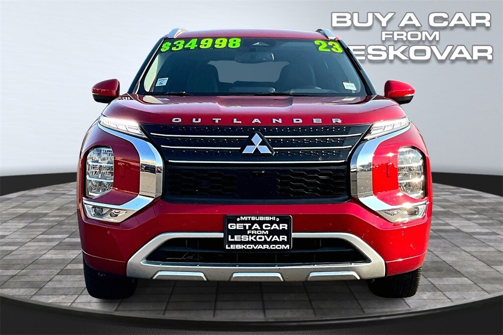 2023 Mitsubishi Outlander PHEV SEL photo 2