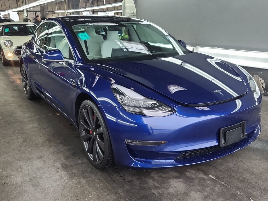 2020 Tesla Model 3 Base's photo
