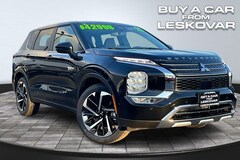 2025 Mitsubishi Outlander PHEV SE SUV