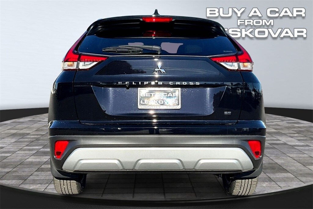 2026 Mitsubishi Eclipse Cross SE photo 4