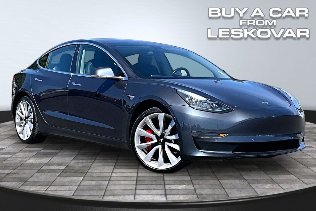 2018 Tesla Model 3 Long Range Dual Motor All-Wheel Drive's photo