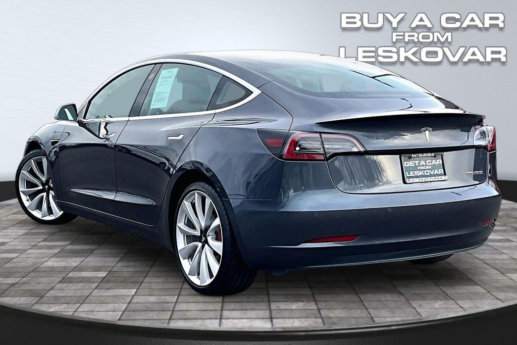 Used 2018 Tesla Model 3 Long Range Dual Motor with VIN 5YJ3E1EB5JF083250 for sale in Kennewick, WA