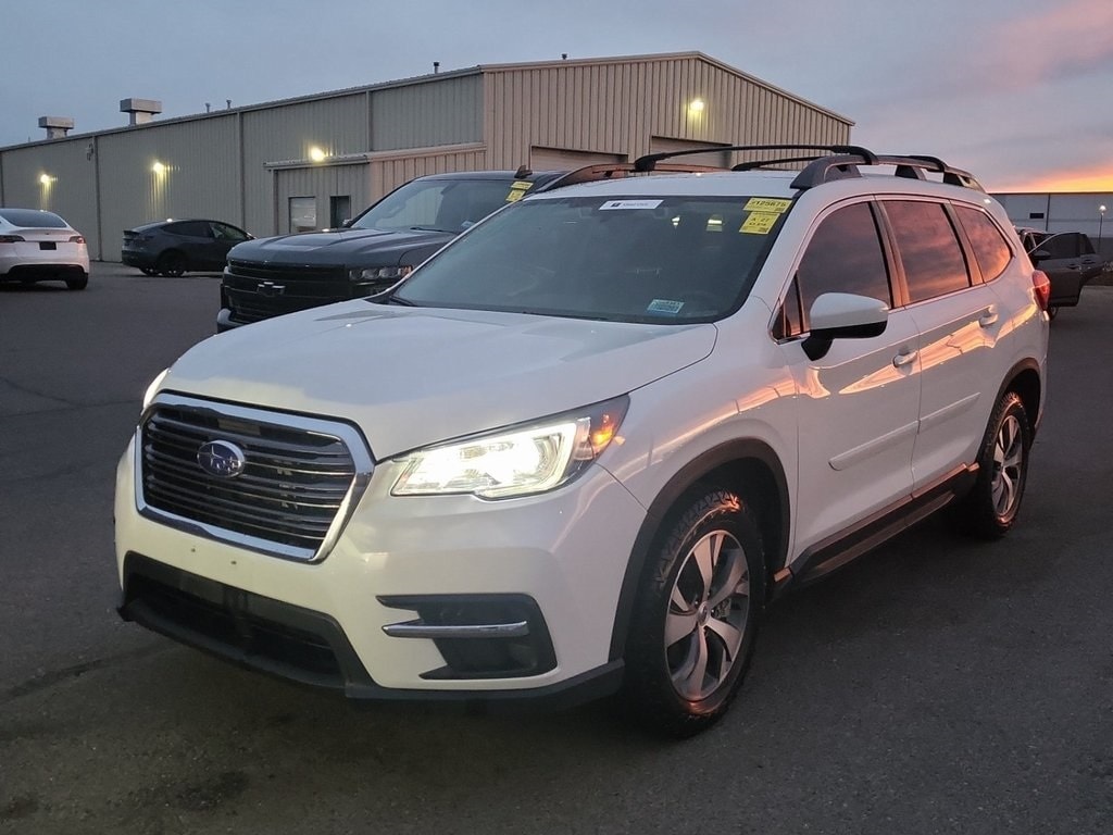 2021 Subaru Ascent Premium's photo