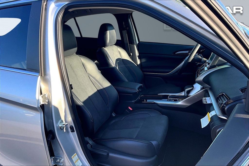 2026 Mitsubishi Eclipse Cross SE - Photo 8