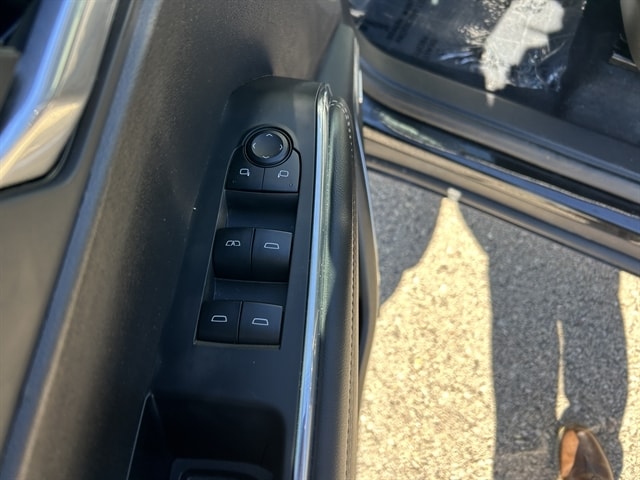 2025 GMC Acadia Elevation - Photo 23