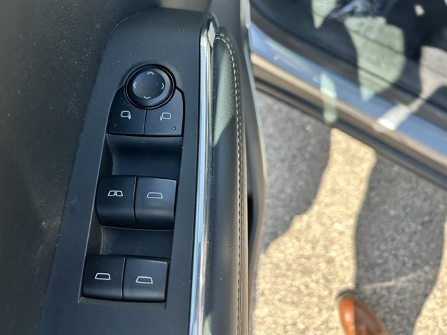 2025 GMC Acadia Elevation - Photo 21