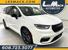 2026 Chrysler Pacifica SELECT Passenger Van