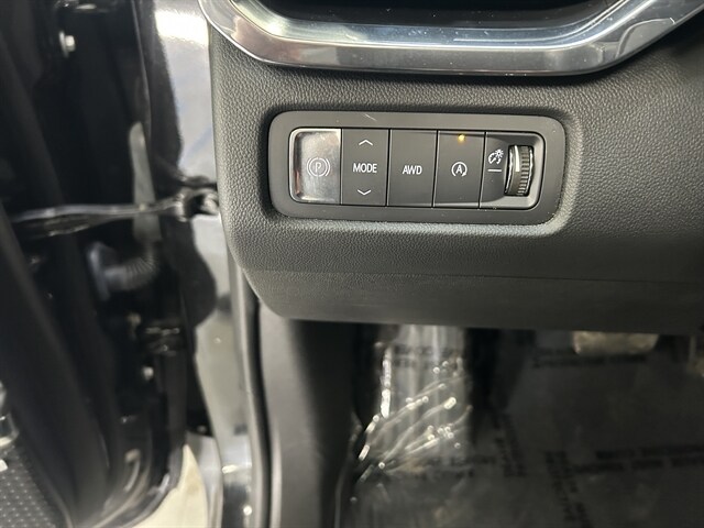 2025 GMC Acadia Elevation - Photo 25