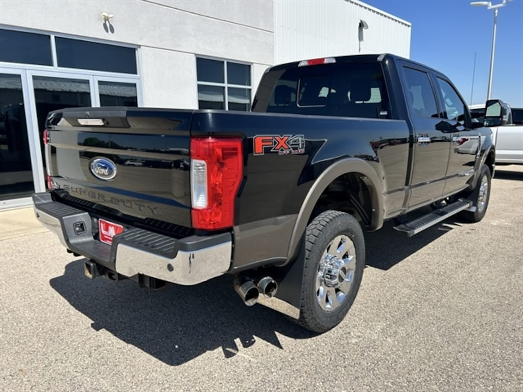 Used 2017 FORD SUPER DUTY F-350 SRW Lariat Other