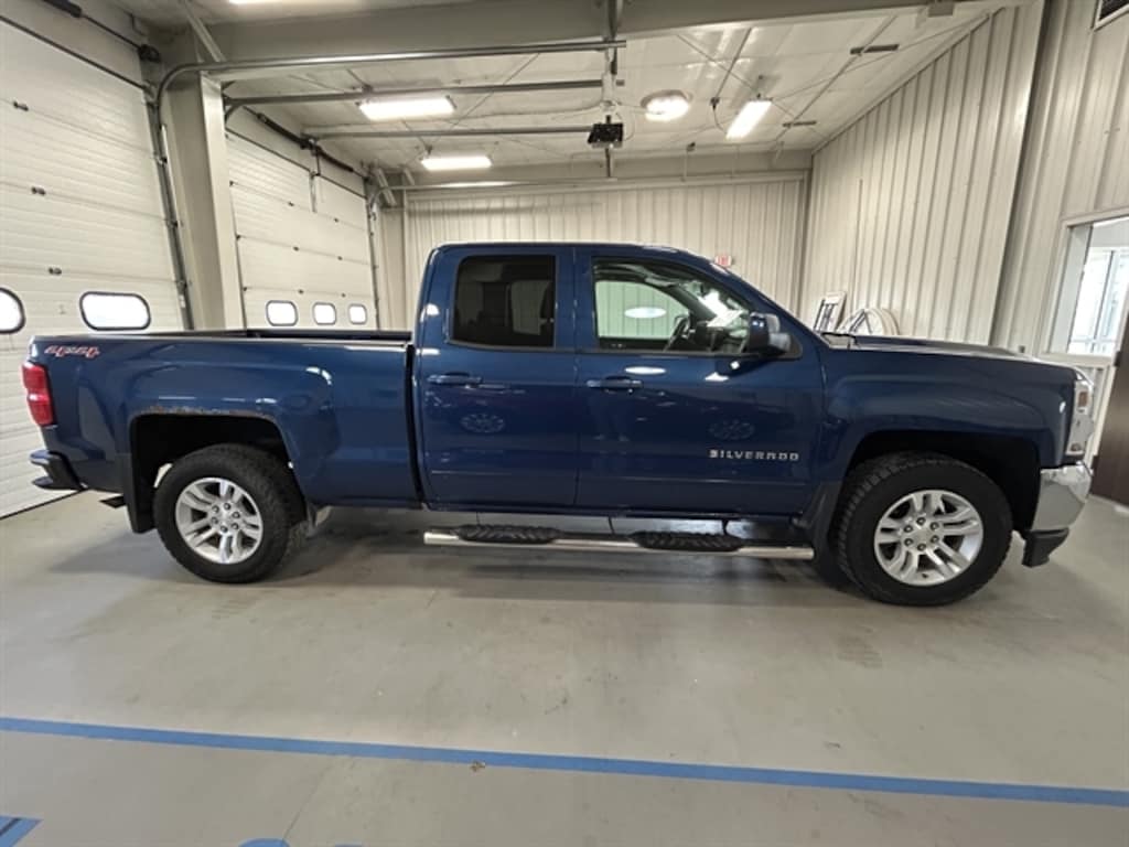 Used 2016 CHEVROLET SILVERADO 1500 LT Pickup - Full Size