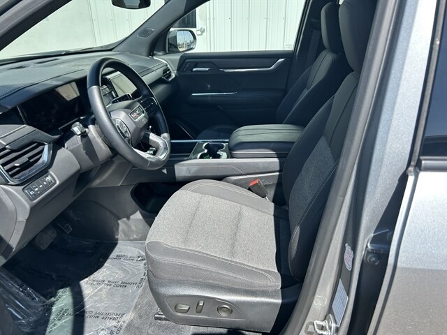 2025 GMC Acadia Elevation - Photo 13