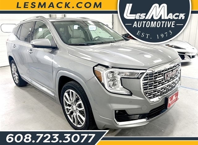 2024 GMC Terrain Denali AWD's photo