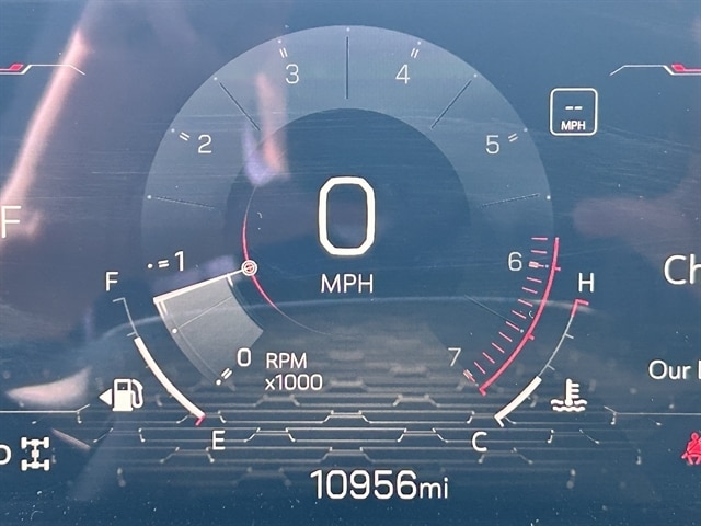 2025 GMC Acadia Elevation - Photo 27