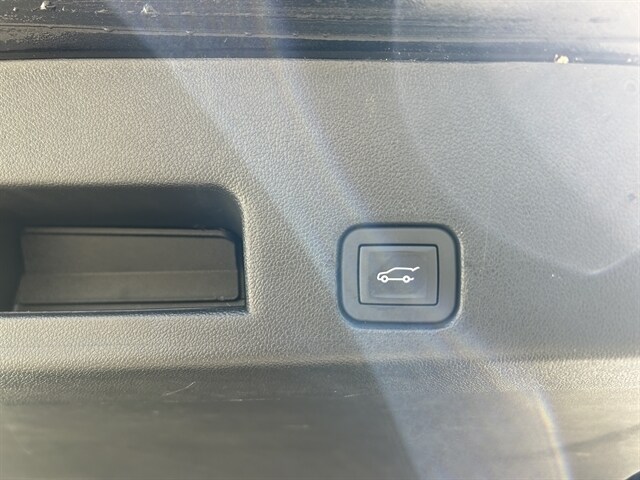 2025 GMC Acadia Elevation - Photo 8