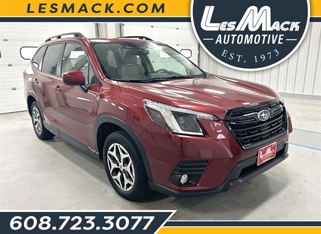 2022 Subaru Forester Premium's photo