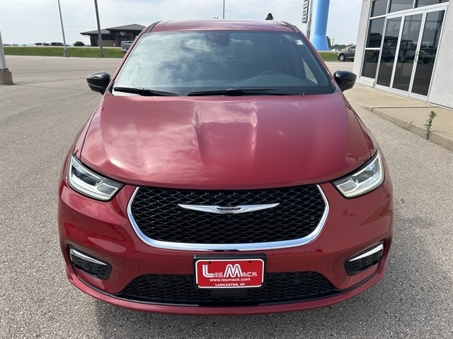 2025 Chrysler Pacifica Select - Photo 11