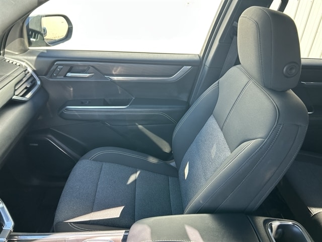 2025 GMC Acadia Elevation - Photo 17