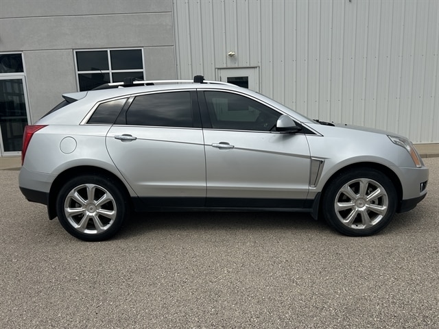 Used 2015 Cadillac SRX Premium Collection with VIN 3GYFNGE32FS556653 for sale in Lancaster, WI