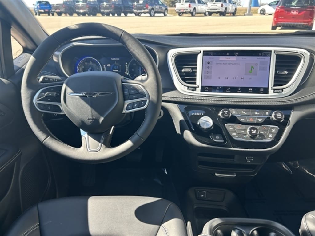 New 2026 Chrysler Pacifica SELECT Passenger Van