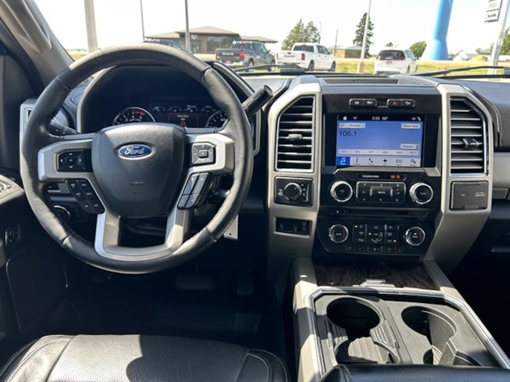 Used 2017 FORD SUPER DUTY F-350 SRW Lariat Other