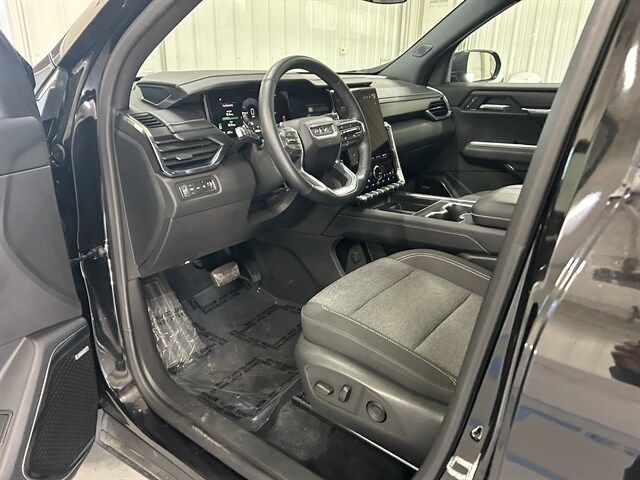 2025 GMC Acadia Elevation - Photo 19