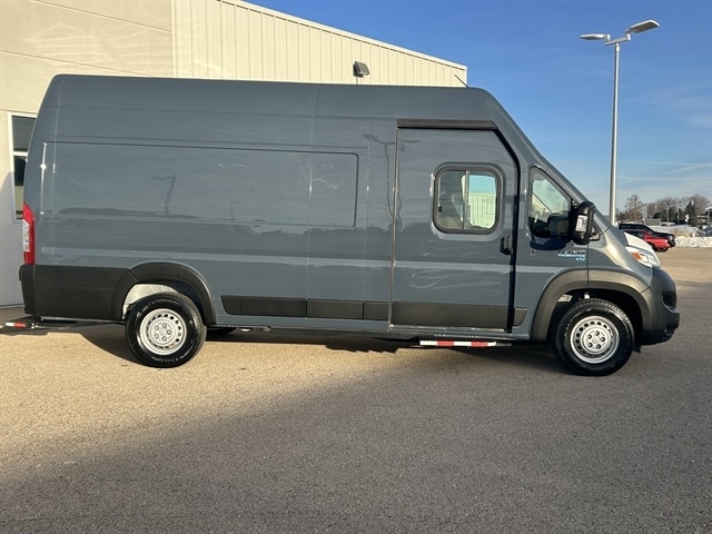 Used 2024 RAM ProMaster EV Delivery Van Base with VIN 3C6MRWAZ2RE104959 for sale in Lancaster, WI