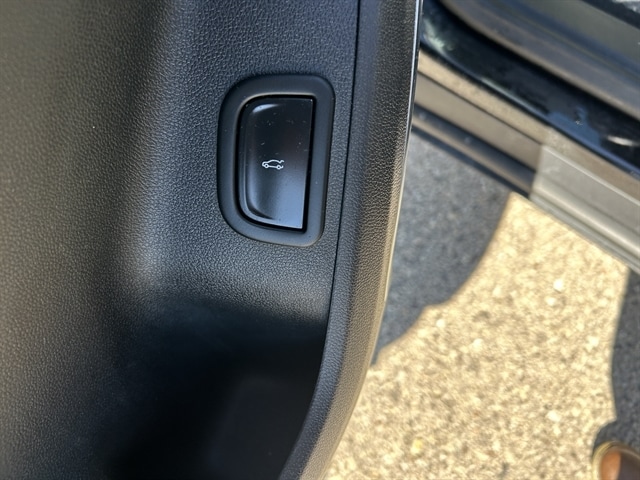 2025 GMC Acadia Elevation - Photo 25
