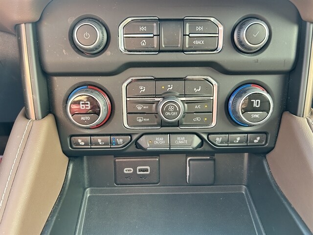 2024 Chevrolet Suburban High Country - Photo 35