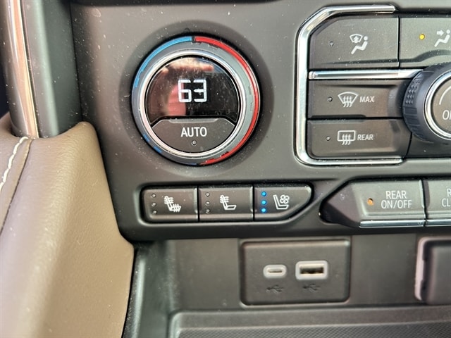 2024 Chevrolet Suburban High Country - Photo 36