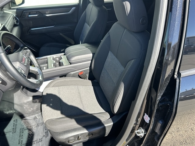 2025 GMC Acadia Elevation - Photo 16