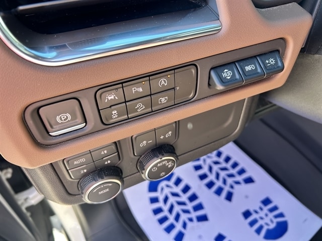 2024 Chevrolet Suburban High Country - Photo 26