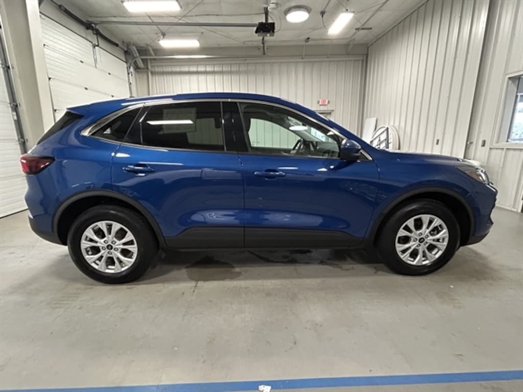 Used 2023 FORD ESCAPE Active Sport Utility
