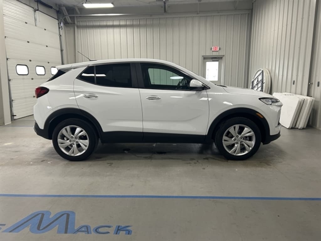 Used 2025 BUICK ENCORE GX Preferred Sport Utility