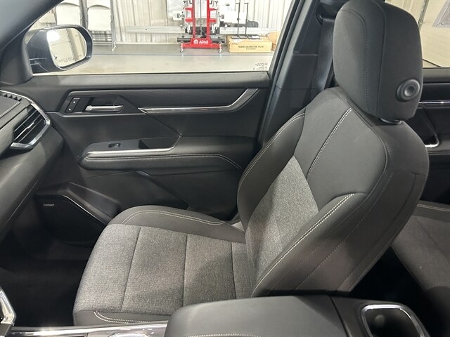 2025 GMC Acadia Elevation - Photo 15