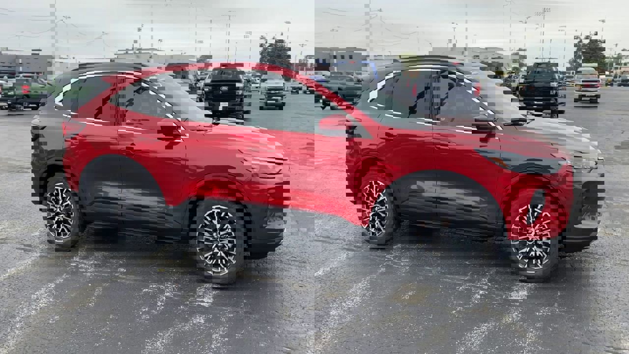 2025 Ford Escape Base photo 3