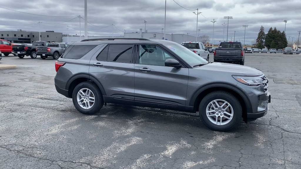 New 2026 Ford Explorer Active w/200A Pkg SUV