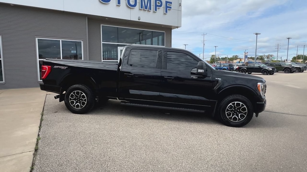 Used 2022 Ford F-150 XLT 4WD SuperCrew 5.5 Box Truck SuperCrew Cab