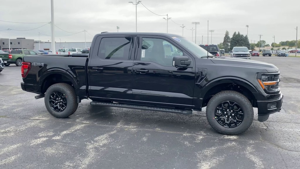 New 2025 Ford F-150 XLT Truck SuperCrew Cab