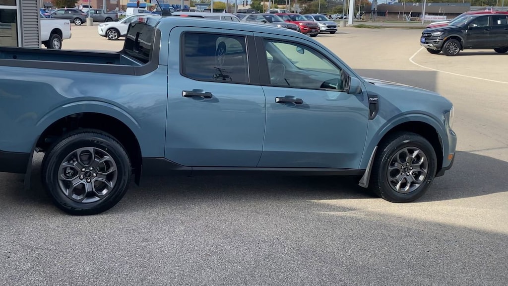 Used 2023 Ford Maverick XLT AWD SuperCrew Truck SuperCrew