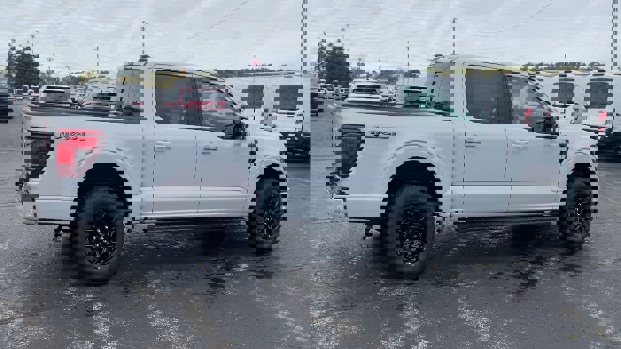 2025 Ford F-150 XLT photo 2