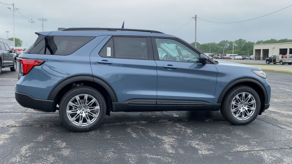 New 2026 Ford Explorer Active w/200A Pkg SUV