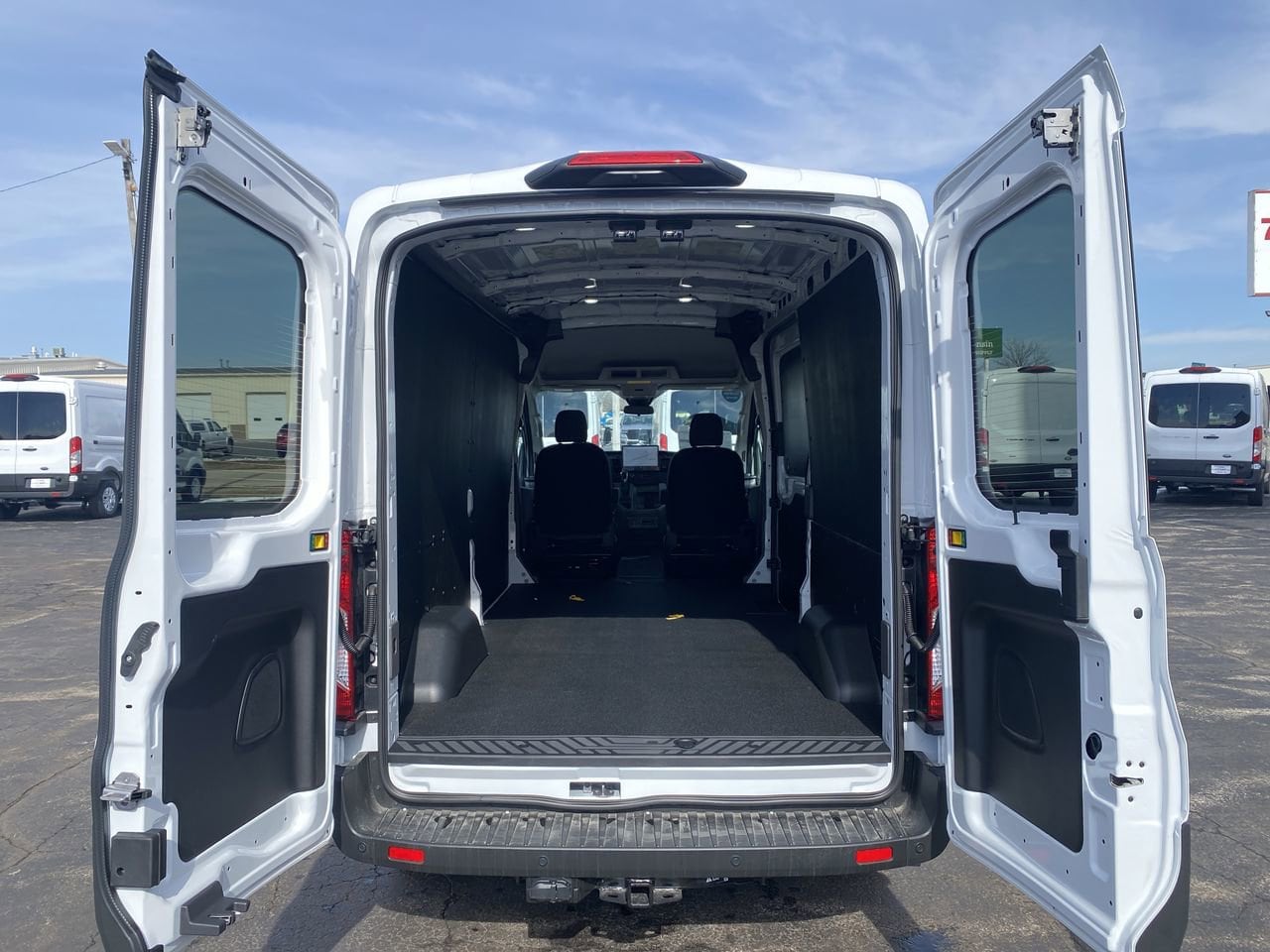 2025 Ford Transit Van Base - Photo 19